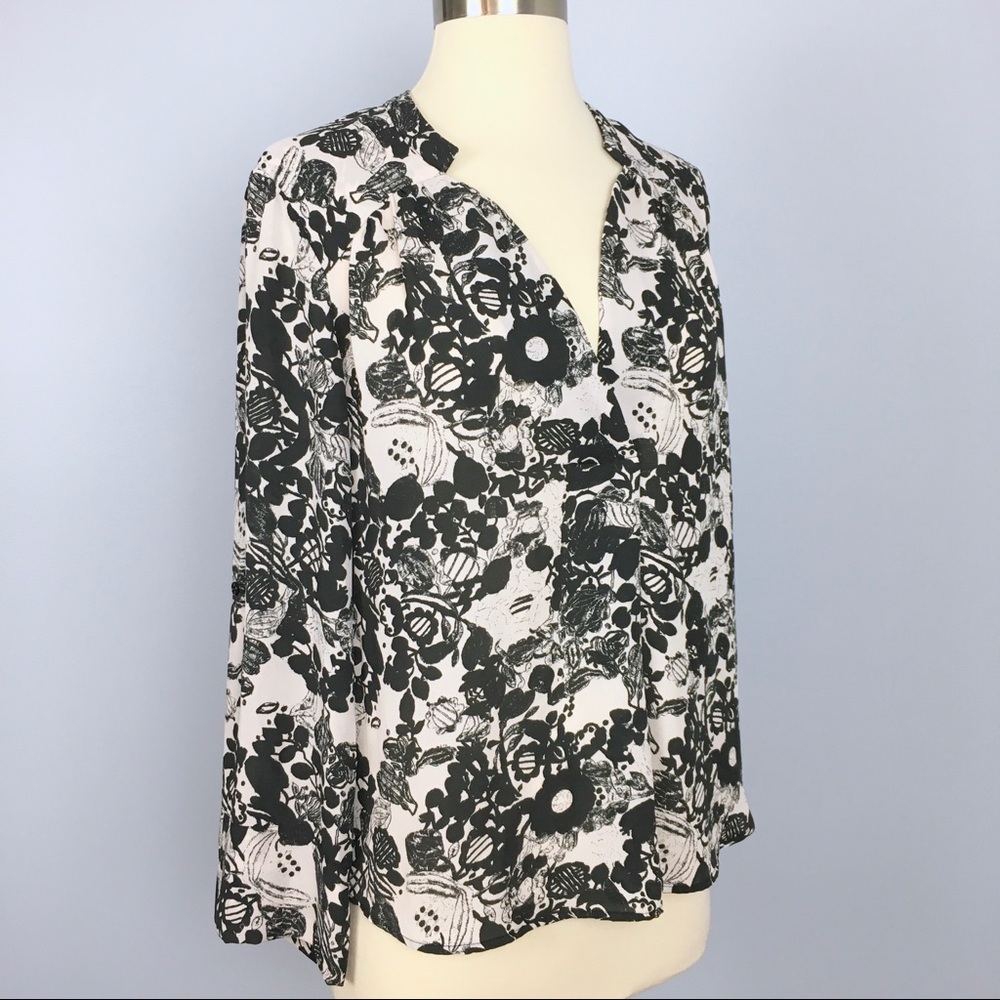 19 Cooper Stitch Fix Black White Floral Blouse - Picture 2 of 8